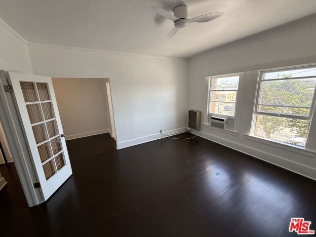 4125 S Figueroa Street 302, Los Angeles, CA 90037