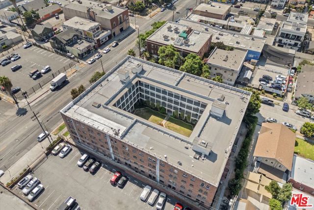 4125 S Figueroa Street 302, Los Angeles, CA 90037