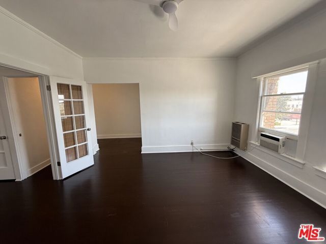4125 S Figueroa Street 302, Los Angeles, CA 90037