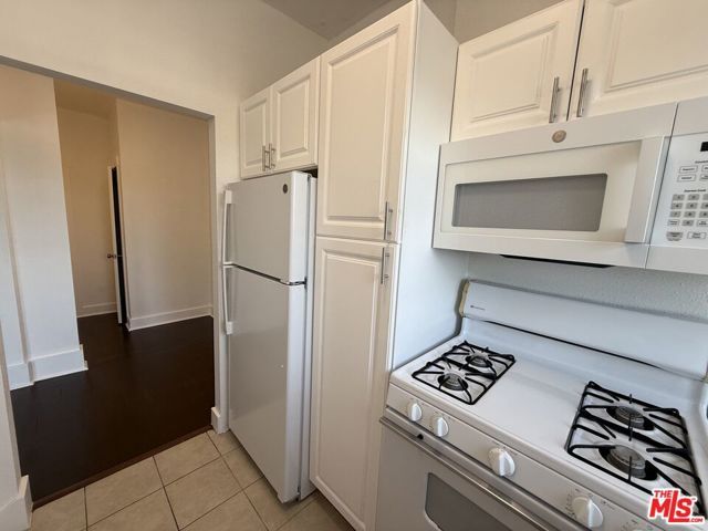 4125 S Figueroa Street 302, Los Angeles, CA 90037