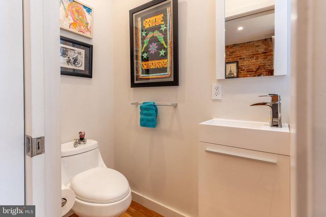 2611 W THOMPSON ST, Philadelphia, PA 19121