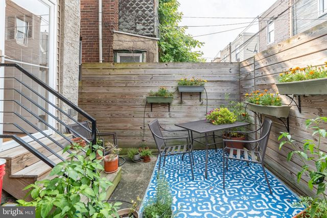 2611 W THOMPSON ST, Philadelphia, PA 19121