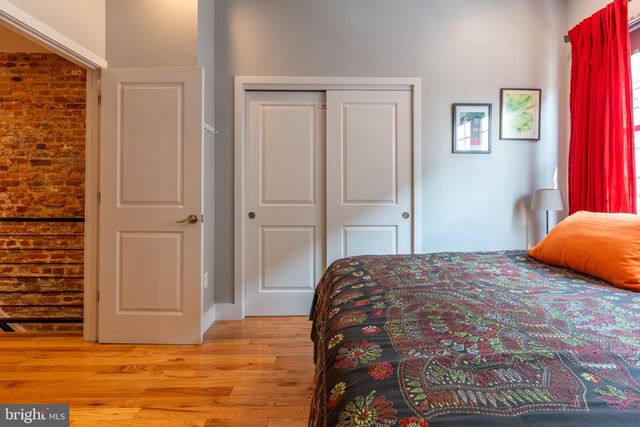 2611 W THOMPSON ST, Philadelphia, PA 19121