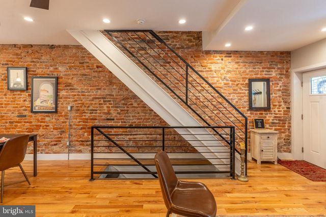 2611 W THOMPSON ST, Philadelphia, PA 19121