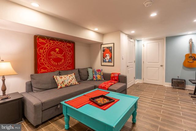 2611 W THOMPSON ST, Philadelphia, PA 19121