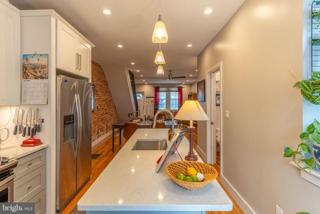 2611 W THOMPSON ST, Philadelphia, PA 19121