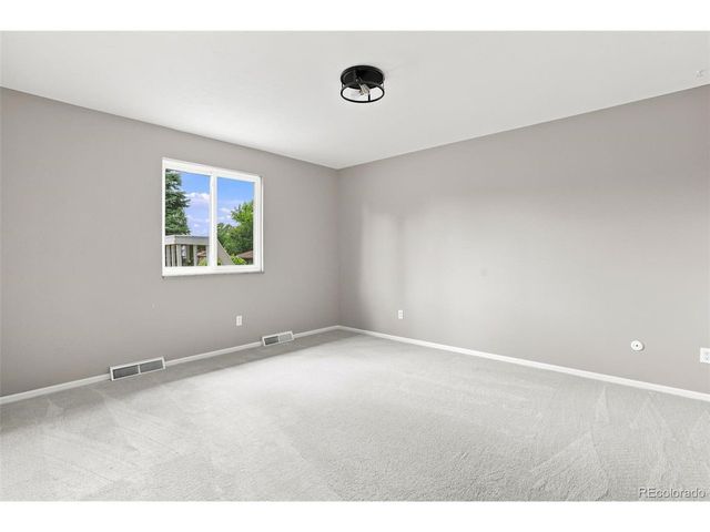 1561 S Kendall St, Lakewood, CO 80232