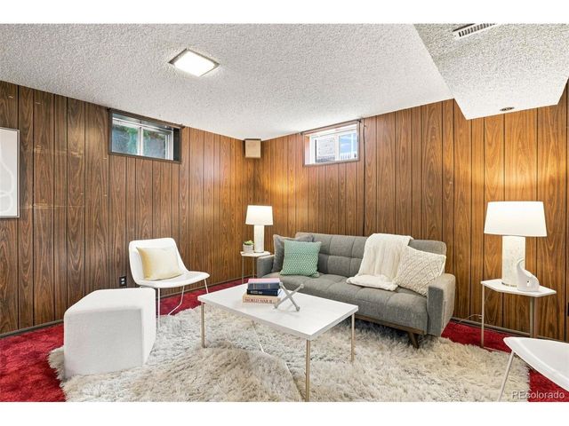 1561 S Kendall St, Lakewood, CO 80232