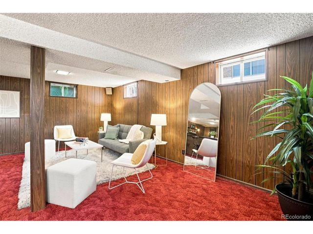 1561 S Kendall St, Lakewood, CO 80232
