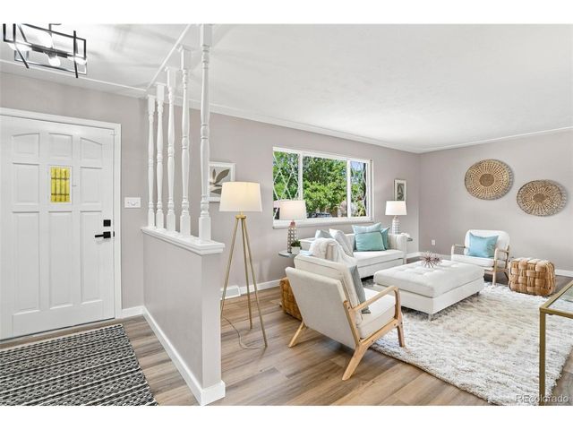 1561 S Kendall St, Lakewood, CO 80232