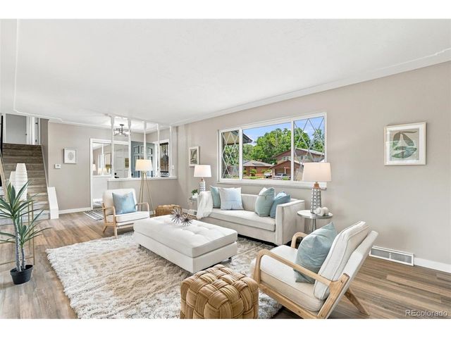 1561 S Kendall St, Lakewood, CO 80232