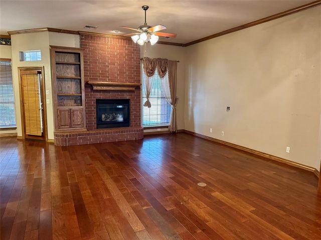 6505 Applewood Drive, Edmond, OK 73034