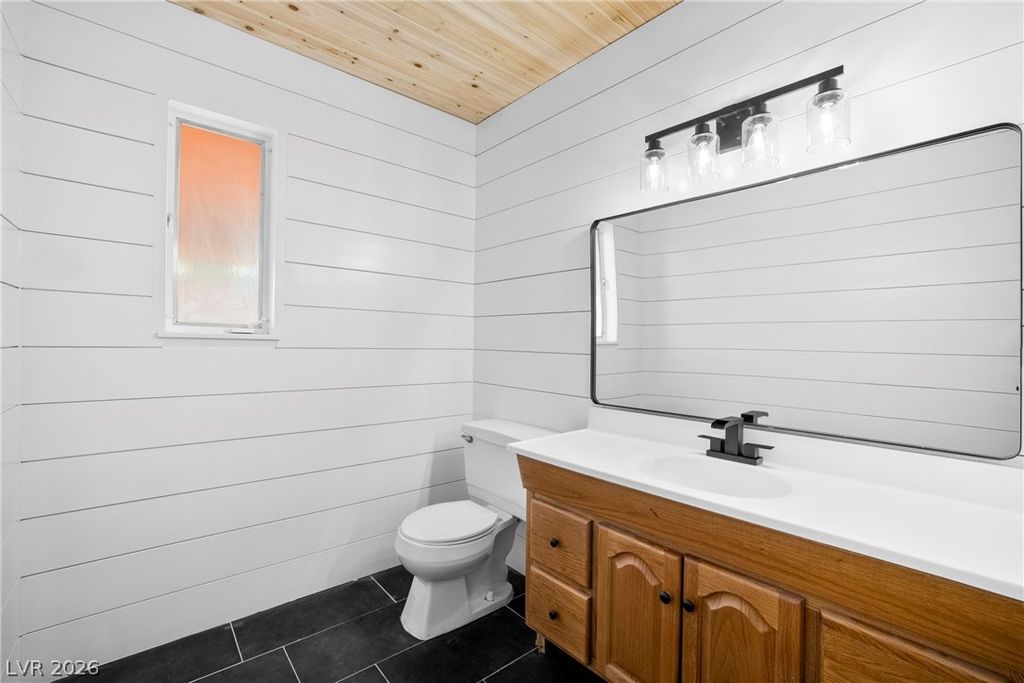 Image 10 of property listing at 233 Kipling Street, Las Vegas, NV 89107