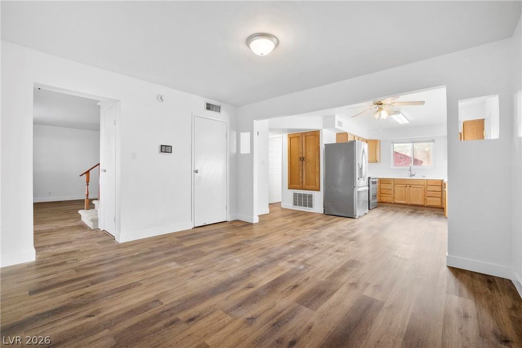 Image 12 of property listing at 233 Kipling Street, Las Vegas, NV 89107