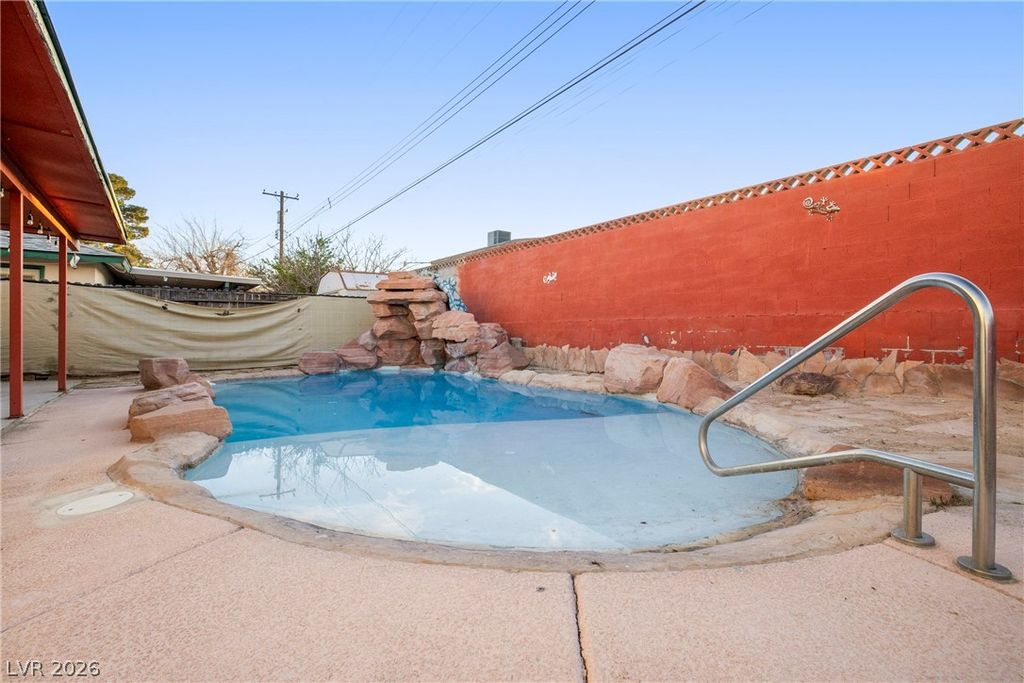 Image 29 of property listing at 233 Kipling Street, Las Vegas, NV 89107