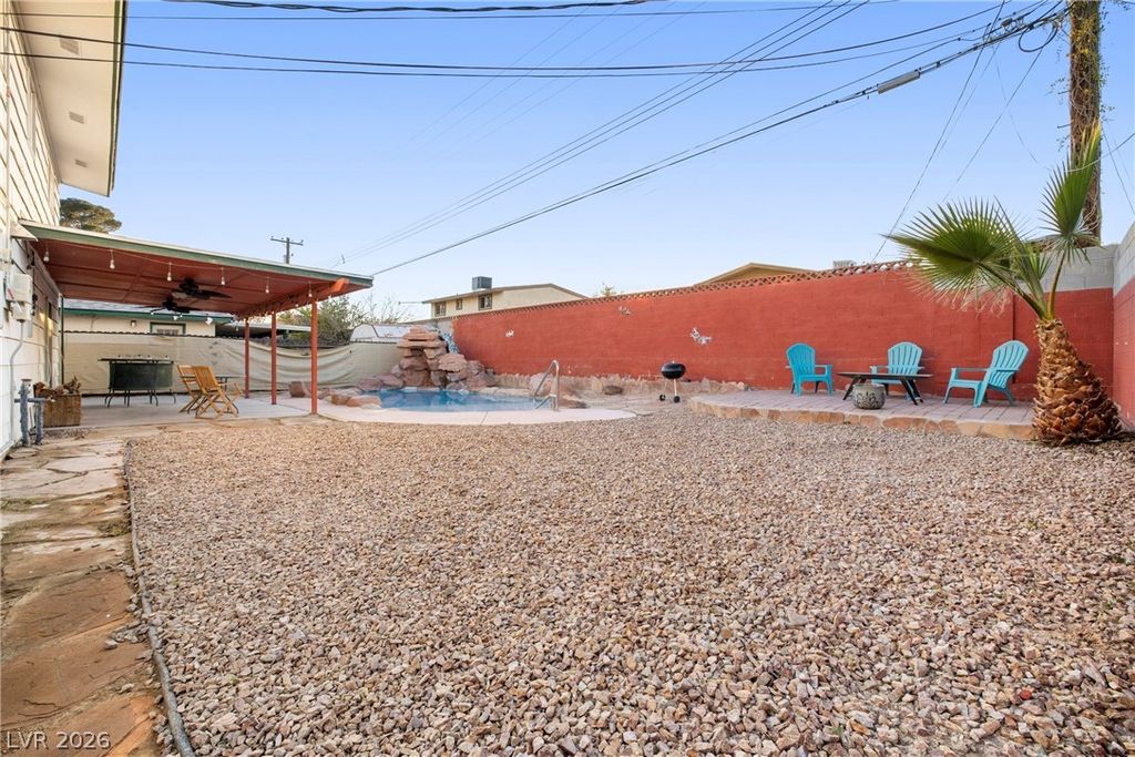 Image 30 of property listing at 233 Kipling Street, Las Vegas, NV 89107