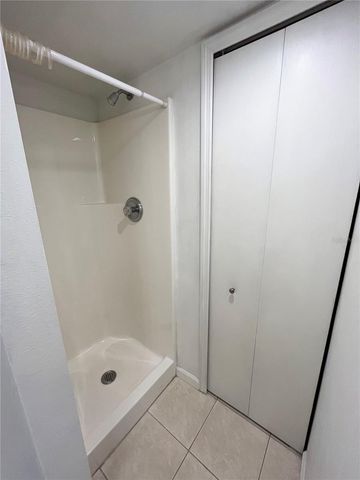 2884 PLAZA TERRACE DRIVE DRIVE 2884, Orlando, FL 32803