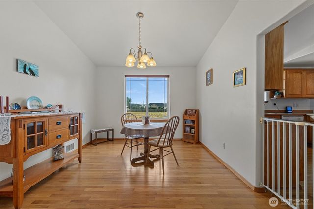 180 Kowntee Street, Camano Island, WA 98282