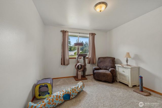 180 Kowntee Street, Camano Island, WA 98282