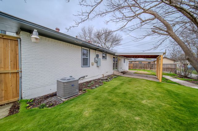 2036 Gaylord Drive, Dallas, TX 75217