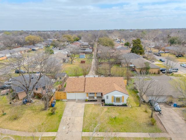 2036 Gaylord Drive, Dallas, TX 75217