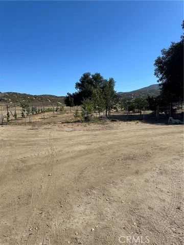44845 Benton Road, Hemet, CA 92544