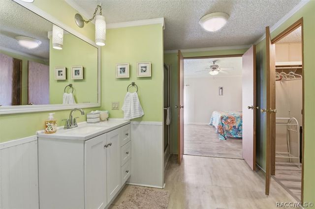 4390 N Williams Avenue, Crystal River, FL 34428