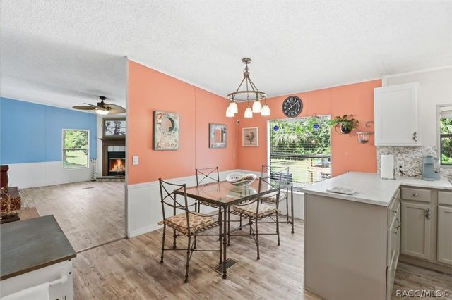 4390 N Williams Avenue, Crystal River, FL 34428