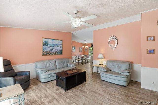 4390 N Williams Avenue, Crystal River, FL 34428