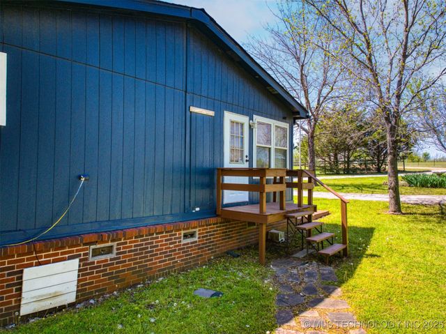 13883 Holiday Park, Kingston, OK 73439