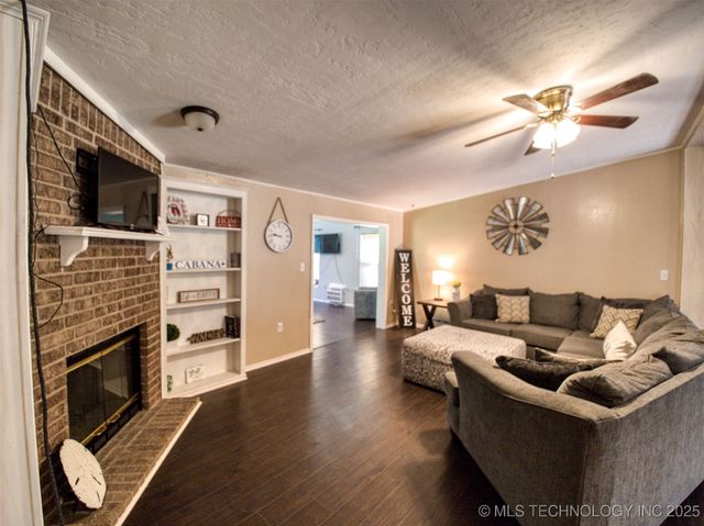 13883 Holiday Park, Kingston, OK 73439