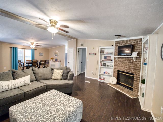 13883 Holiday Park, Kingston, OK 73439