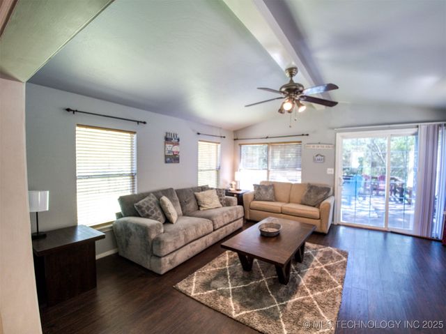 13883 Holiday Park, Kingston, OK 73439