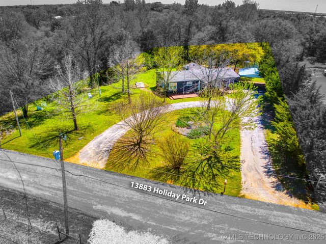 13883 Holiday Park, Kingston, OK 73439