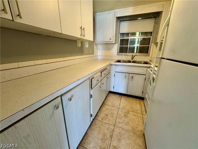 815 Courtington LN 1, Fort Myers, FL 33919