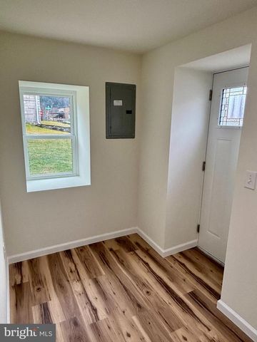 253 MAIN ST, Parryville, PA 18244