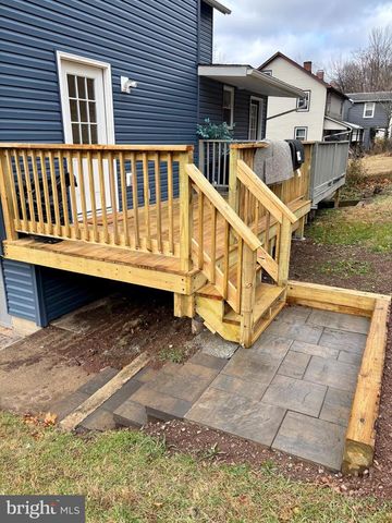 253 MAIN ST, Parryville, PA 18244