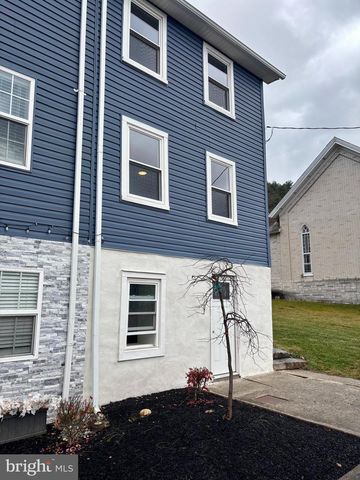 253 MAIN ST, Parryville, PA 18244
