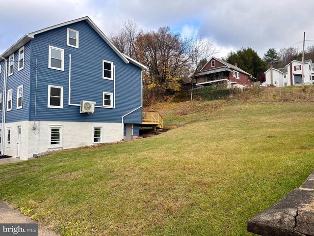 253 MAIN ST, Parryville, PA 18244