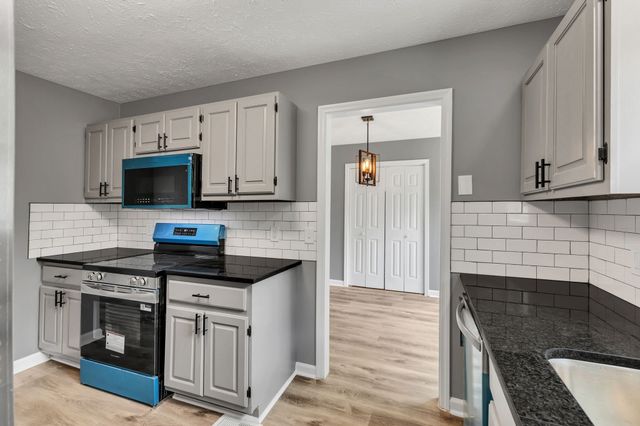 408 Hampstead, S, Antioch, TN 37013