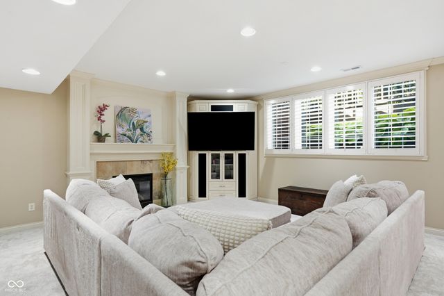 14232 Kingdom Court, Fishers, IN 46040