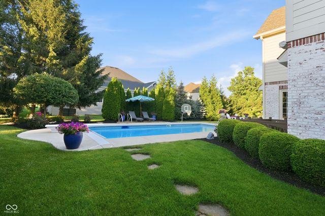 14232 Kingdom Court, Fishers, IN 46040