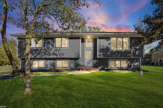 1000 Waterbury Road, Highland Twp, MI 48356