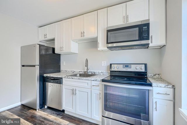 31 CARTWRIGHT COURT, Baltimore, MD 21237