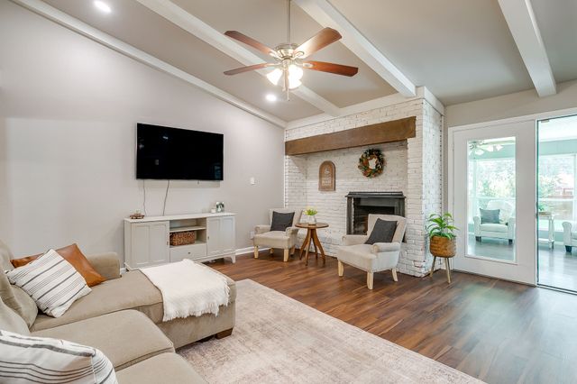 3817 Lawndale Avenue, Fort Worth, TX 76133