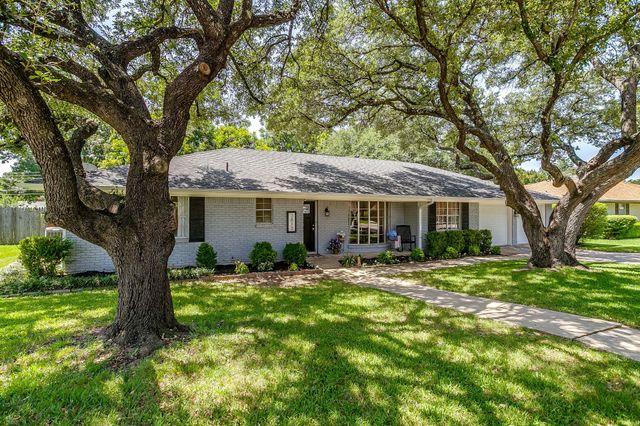 3817 Lawndale Avenue, Fort Worth, TX 76133
