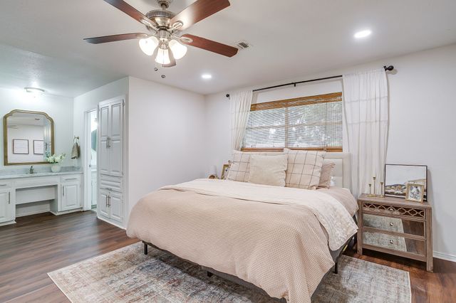 3817 Lawndale Avenue, Fort Worth, TX 76133