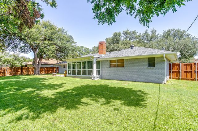 3817 Lawndale Avenue, Fort Worth, TX 76133