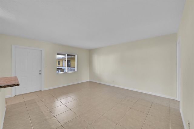 2655 NE 8th Avenue Apt 210, Wilton Manors, FL 33334