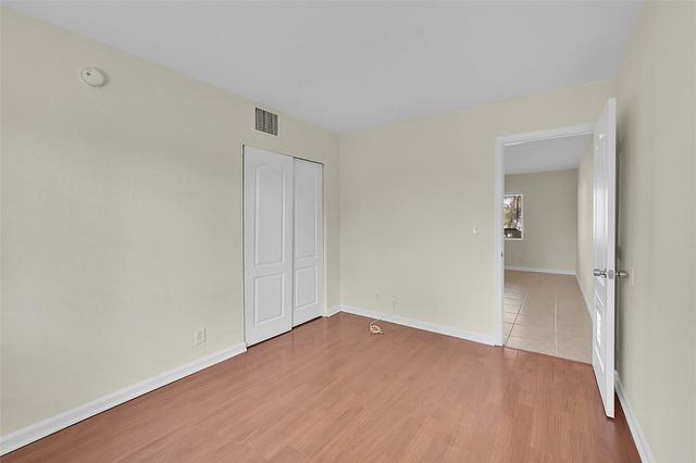 2655 NE 8th Avenue Apt 210, Wilton Manors, FL 33334